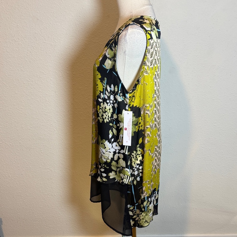 NWT IC Collection Colorful Floral Asymmetrical Sleeveless Blouse size Medium - Picture 5 of 16